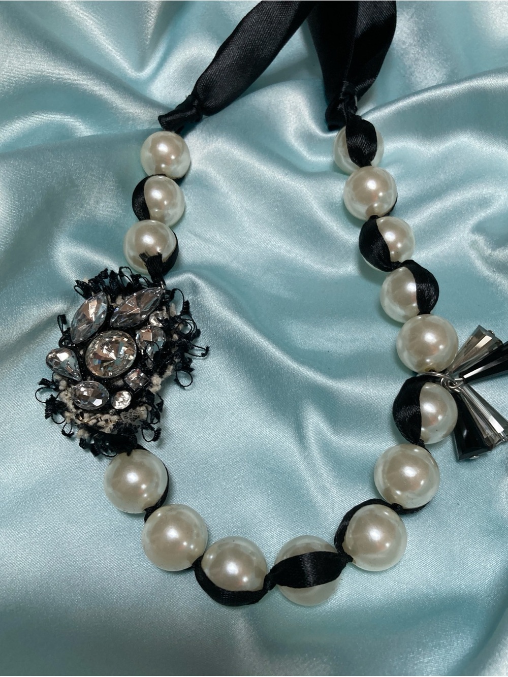 Chico's Pearl Necklace with Black Ribbon & Crystal Brooch New